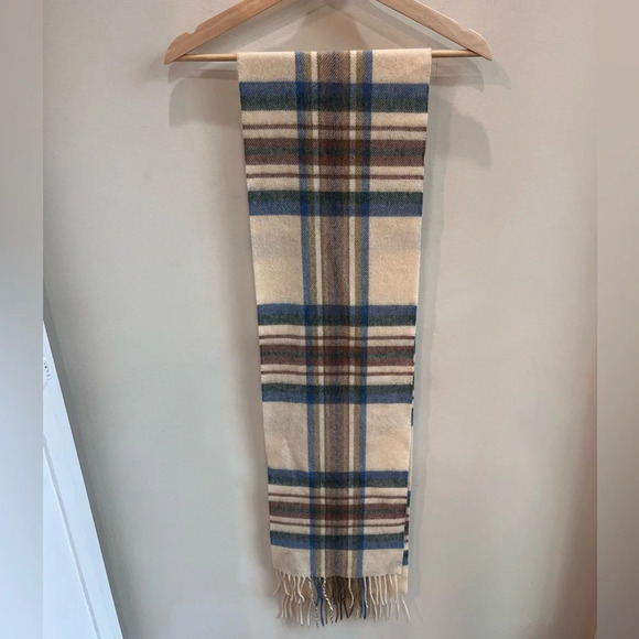 Blarney 100% Lambswool Cream and Blue Plaid Scarf - Picture 4 of 4